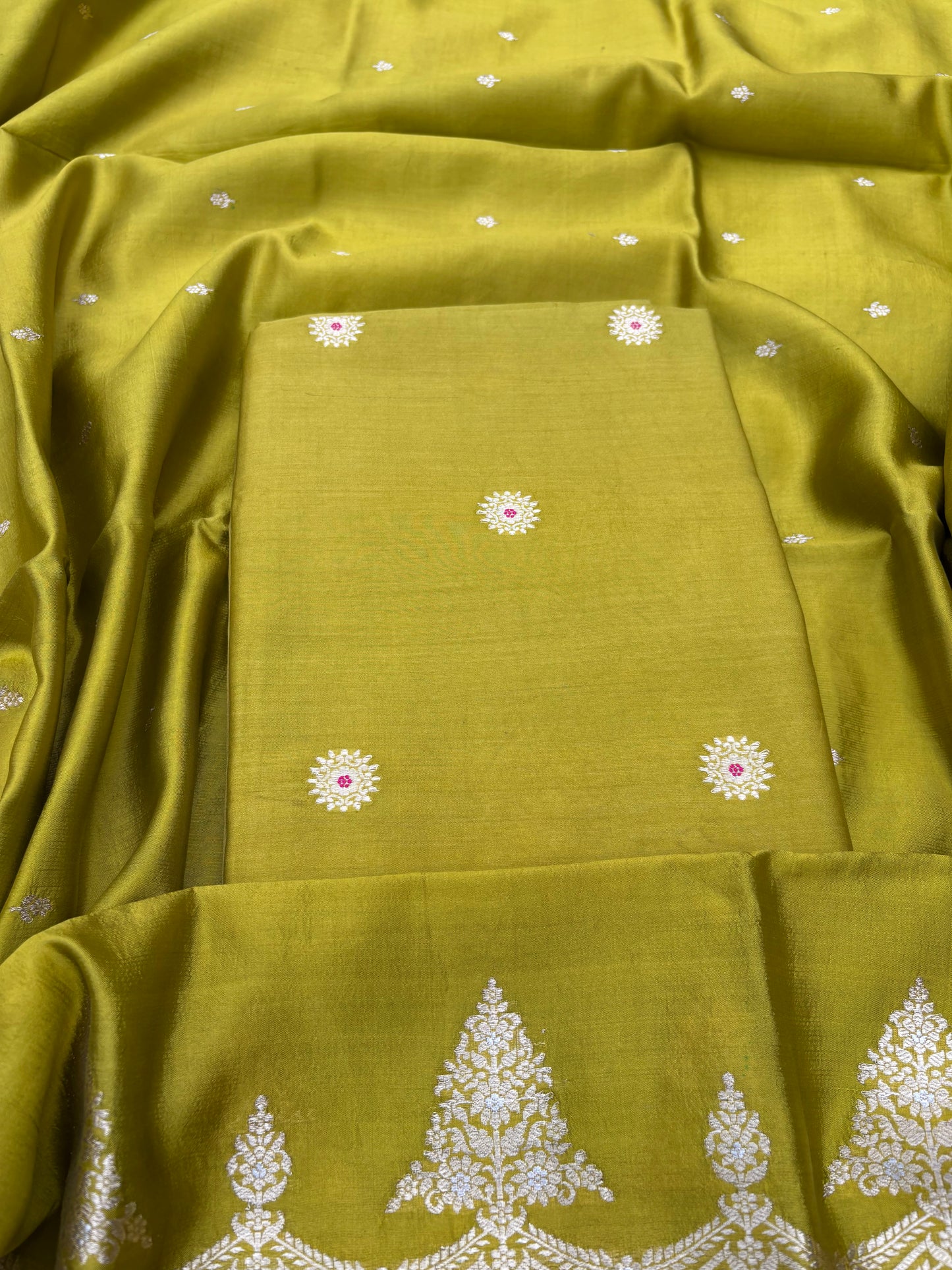 Green Chiniya silk 3 piece suit set