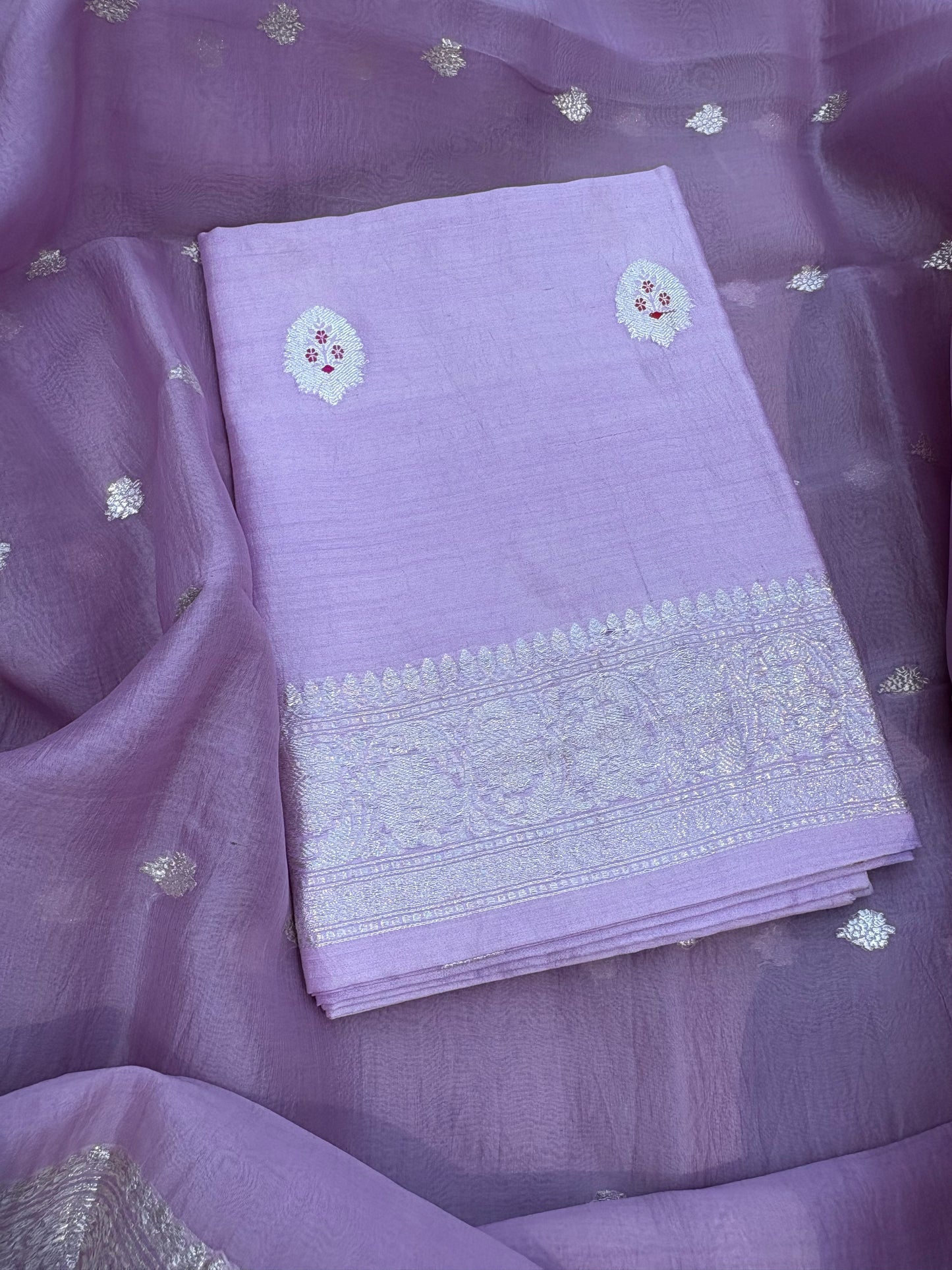 Lavender Chiniya meenadar kurta, kora silk dupatta, plain bottom