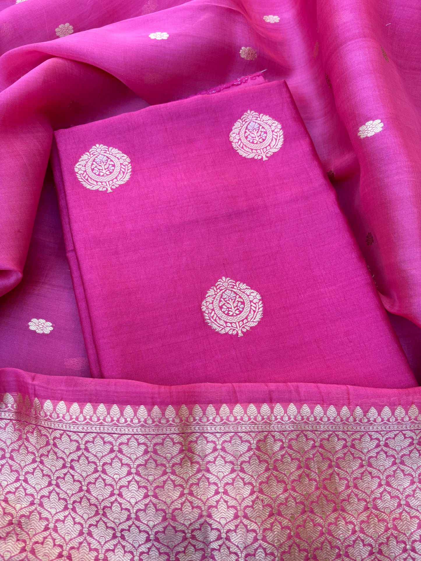 Pink Chiniya silk kurta, kora silk dupatta , plain bottom