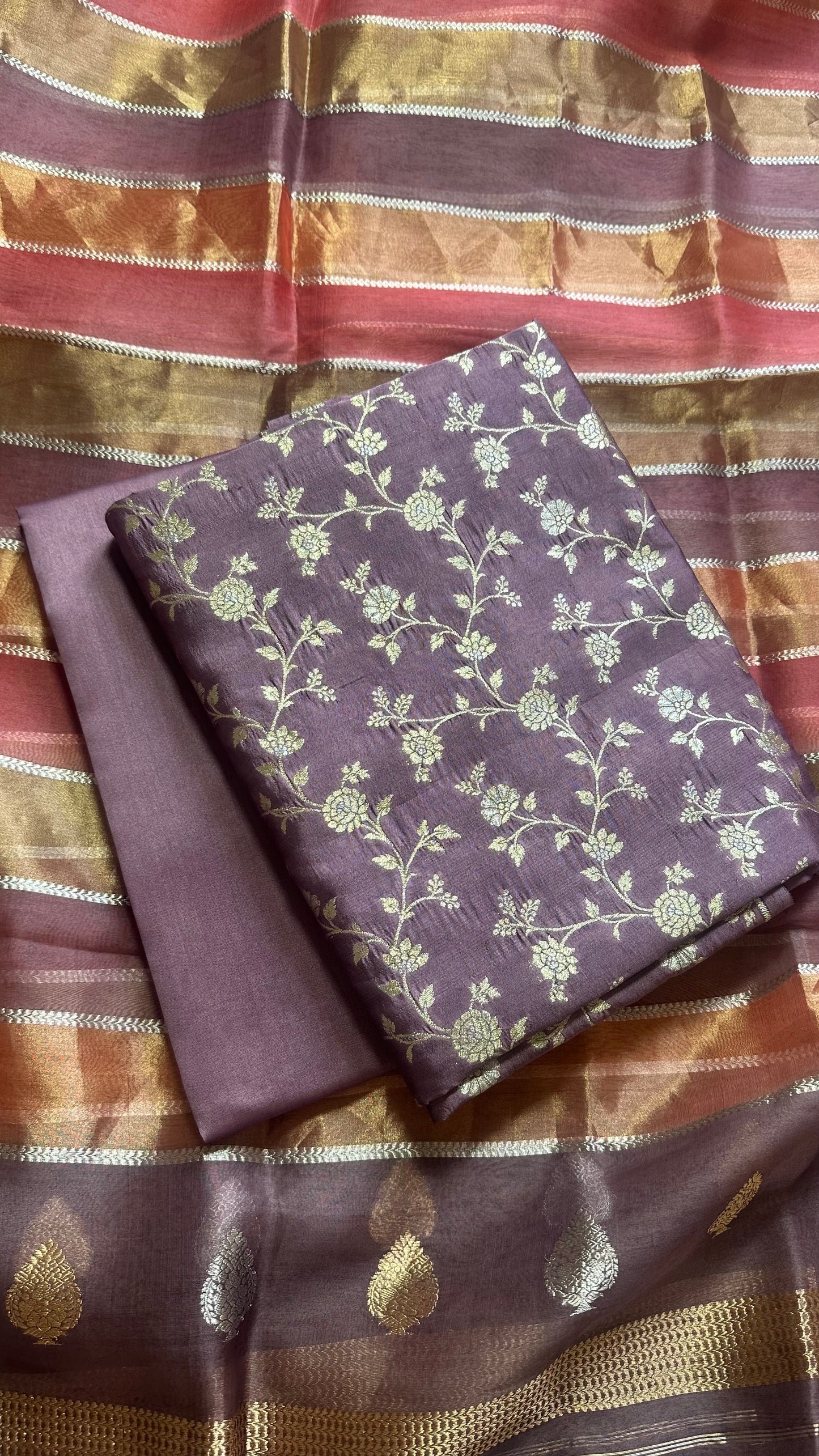 Lavender chiniya silk kurta, kora silk Rangkat dupatta, plain silk bottom