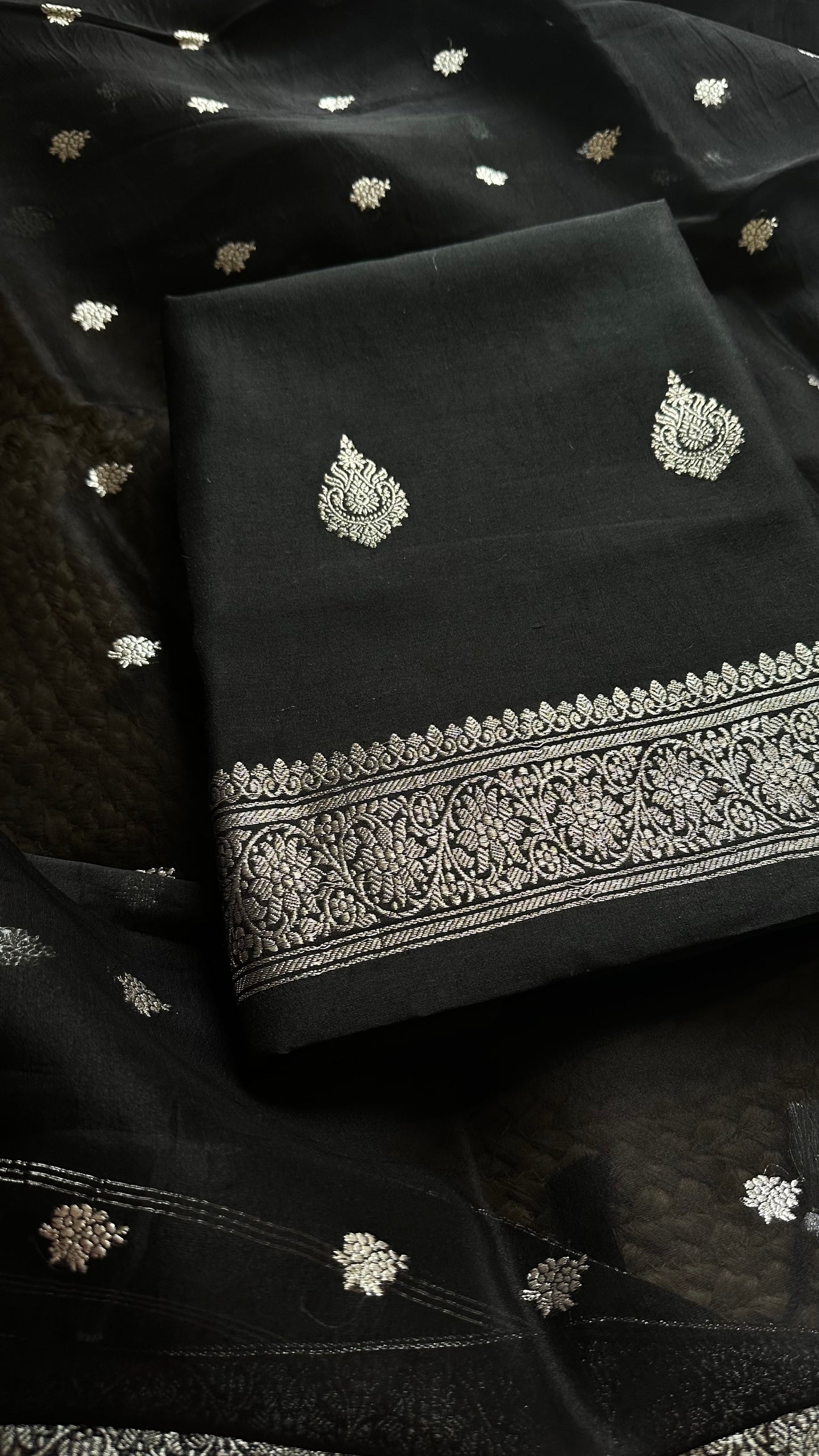Black pure silver zari kurta, silver dupatta and plain bottom