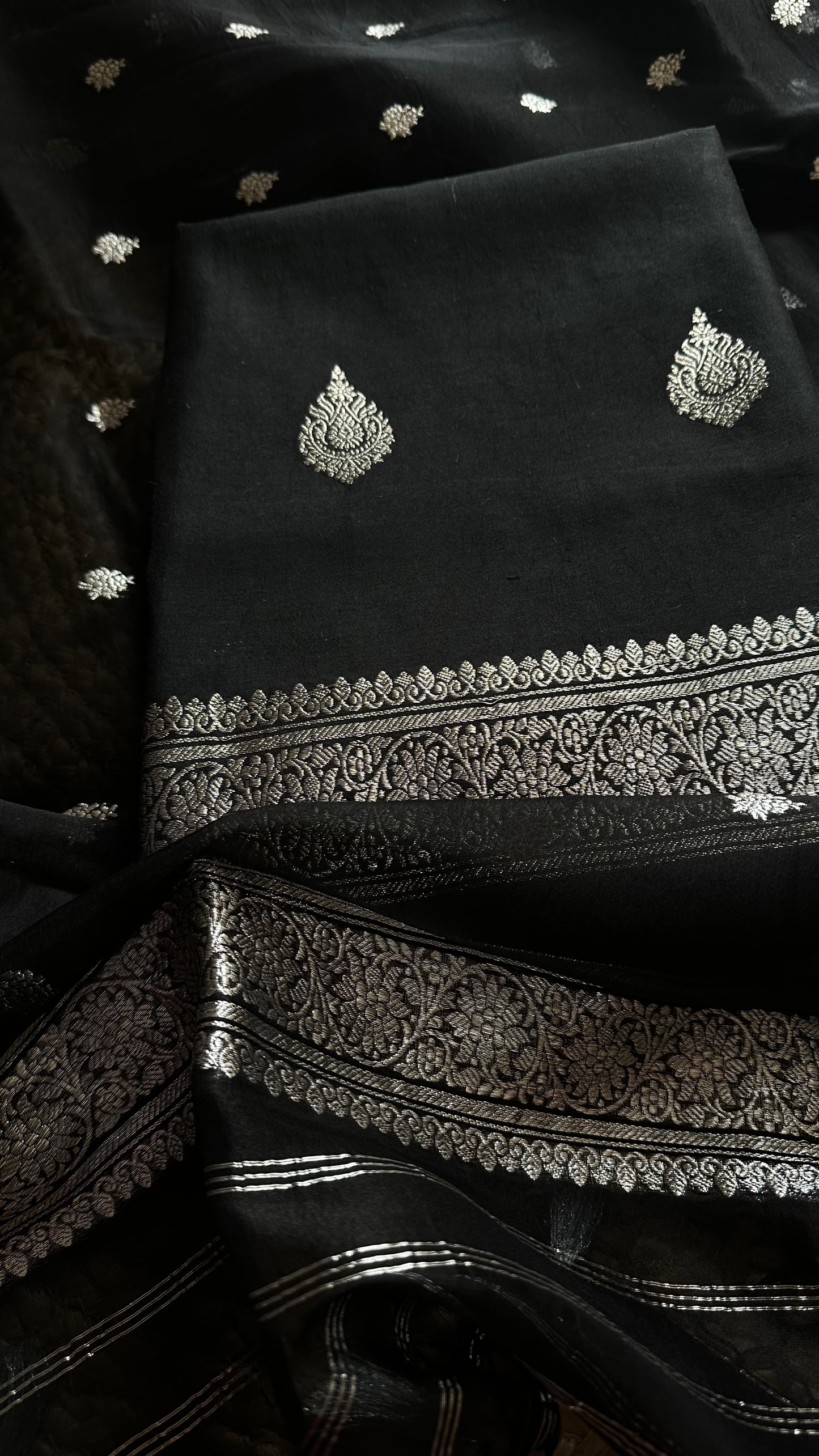 Black pure silver zari kurta, silver dupatta and plain bottom