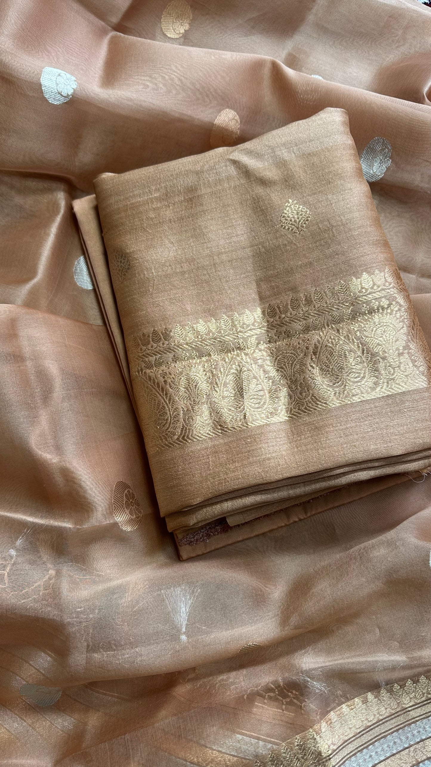 Beige tussar silk kurta, kora Chand Tara dupatta, plain bottom