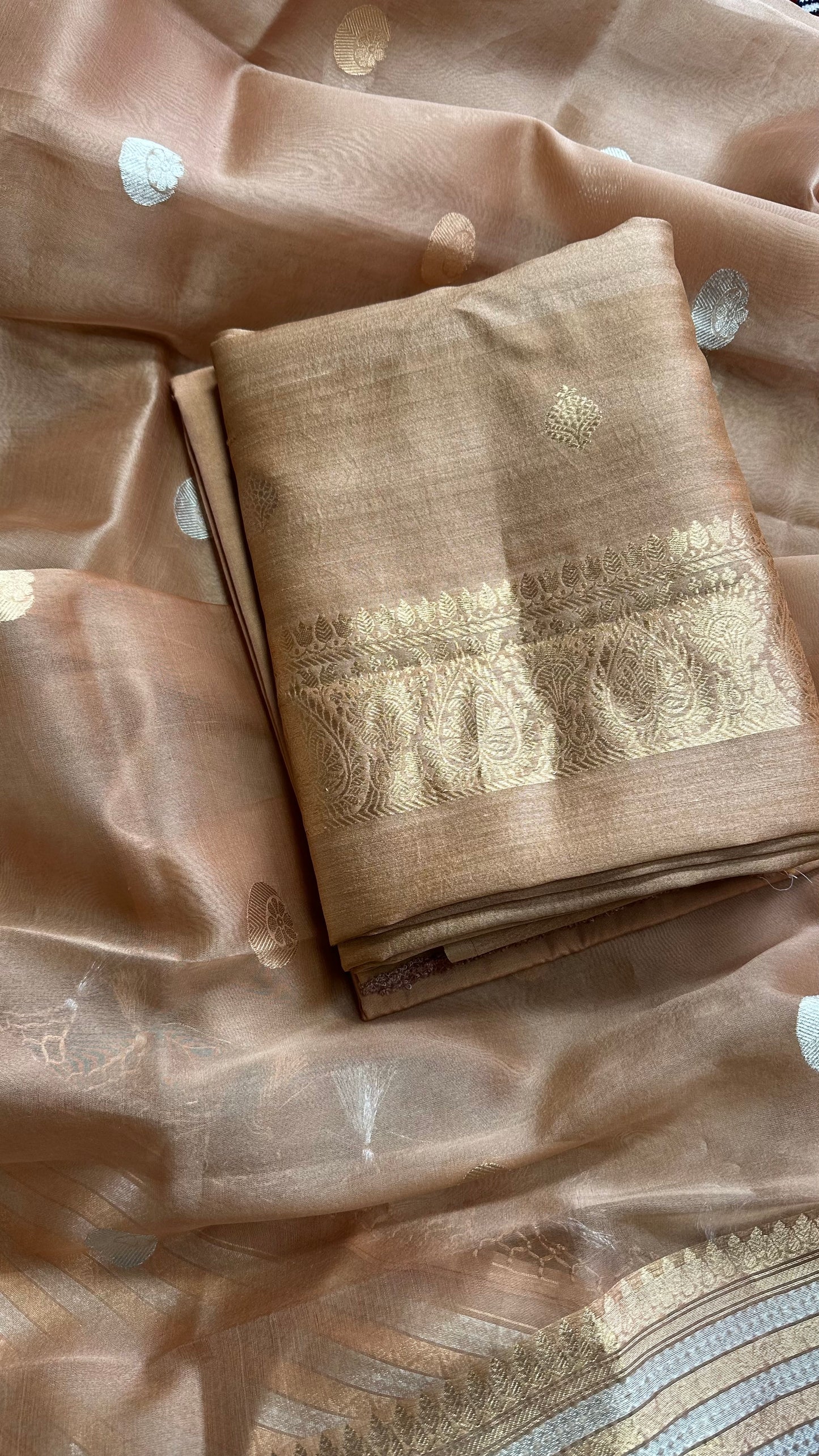 Beige tussar silk kurta, kora Chand Tara dupatta, plain bottom