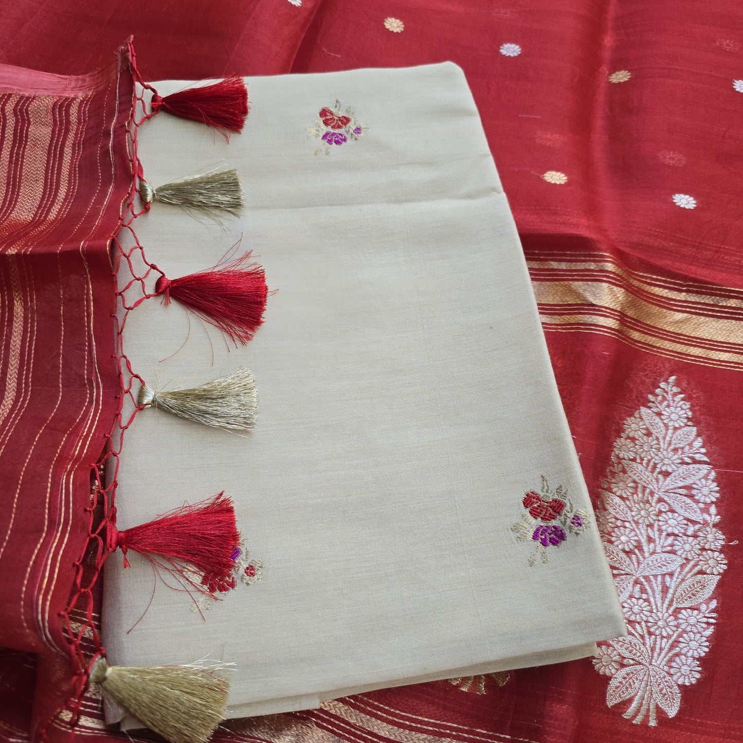 Cream moonga silk meenadar kurta, kora silk dupatta, plain silk bottom
