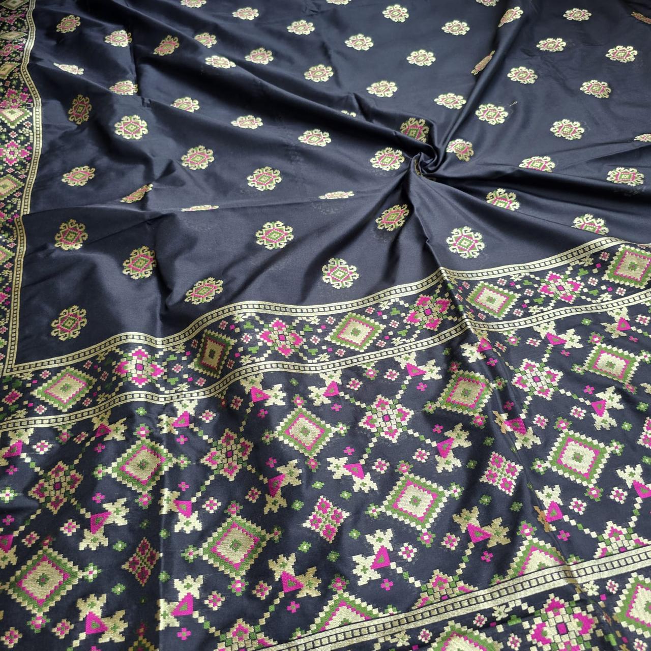 Black Chiniya silk Gharchola weaving kurta, weaving dupatta, plain bottom