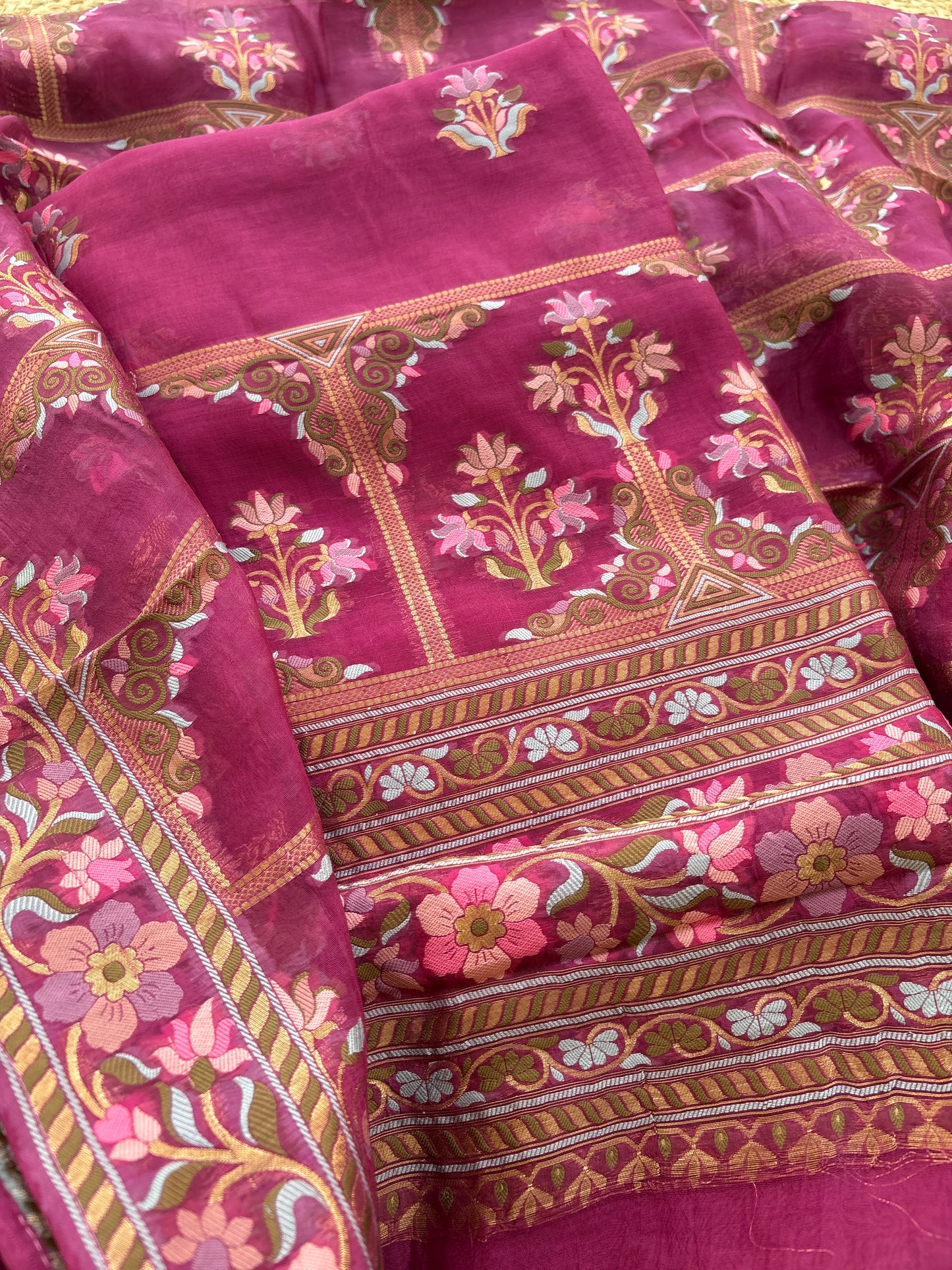 Magenta kora silk jaal suit set