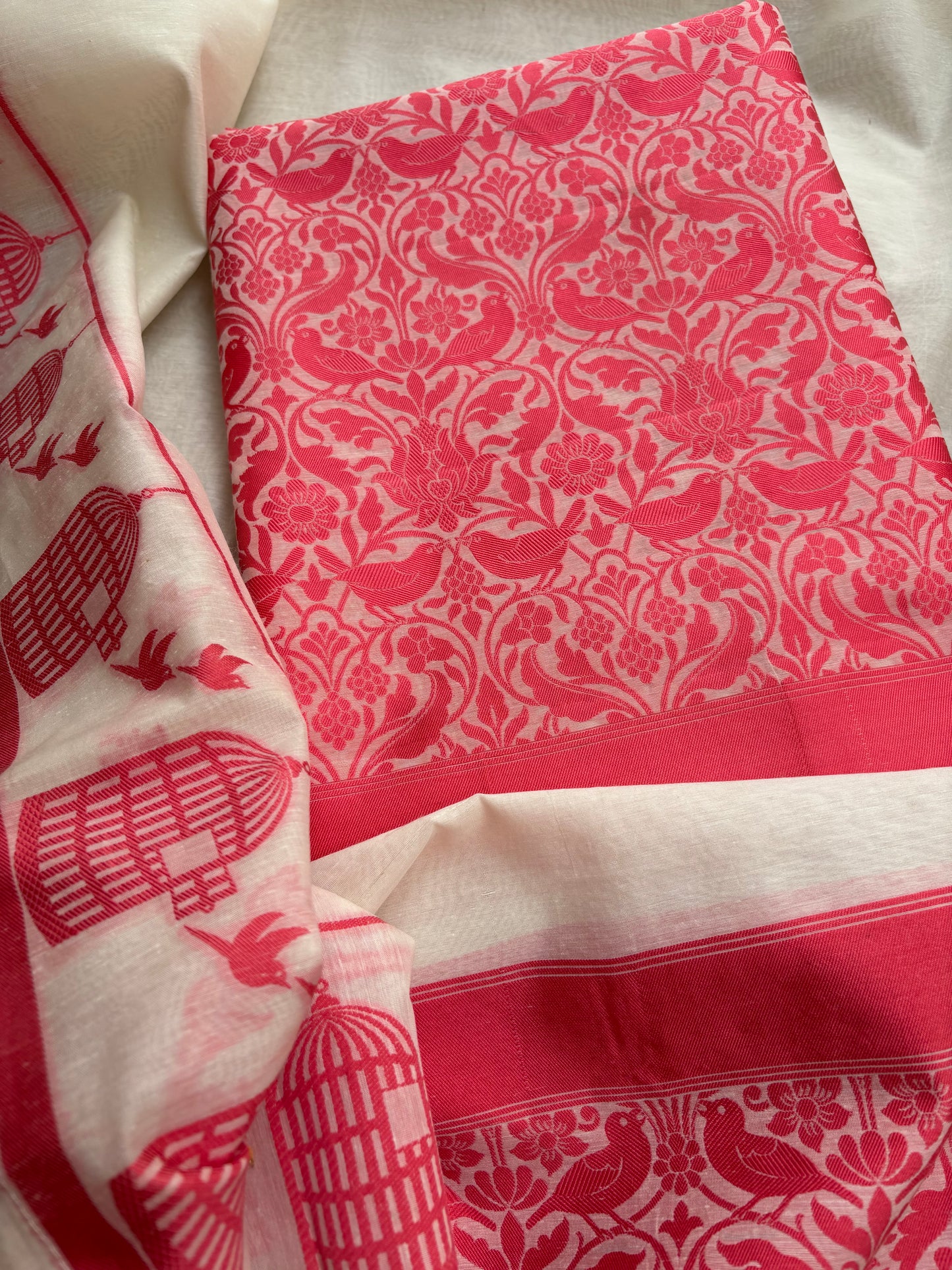 White base full jaal weaving suit set