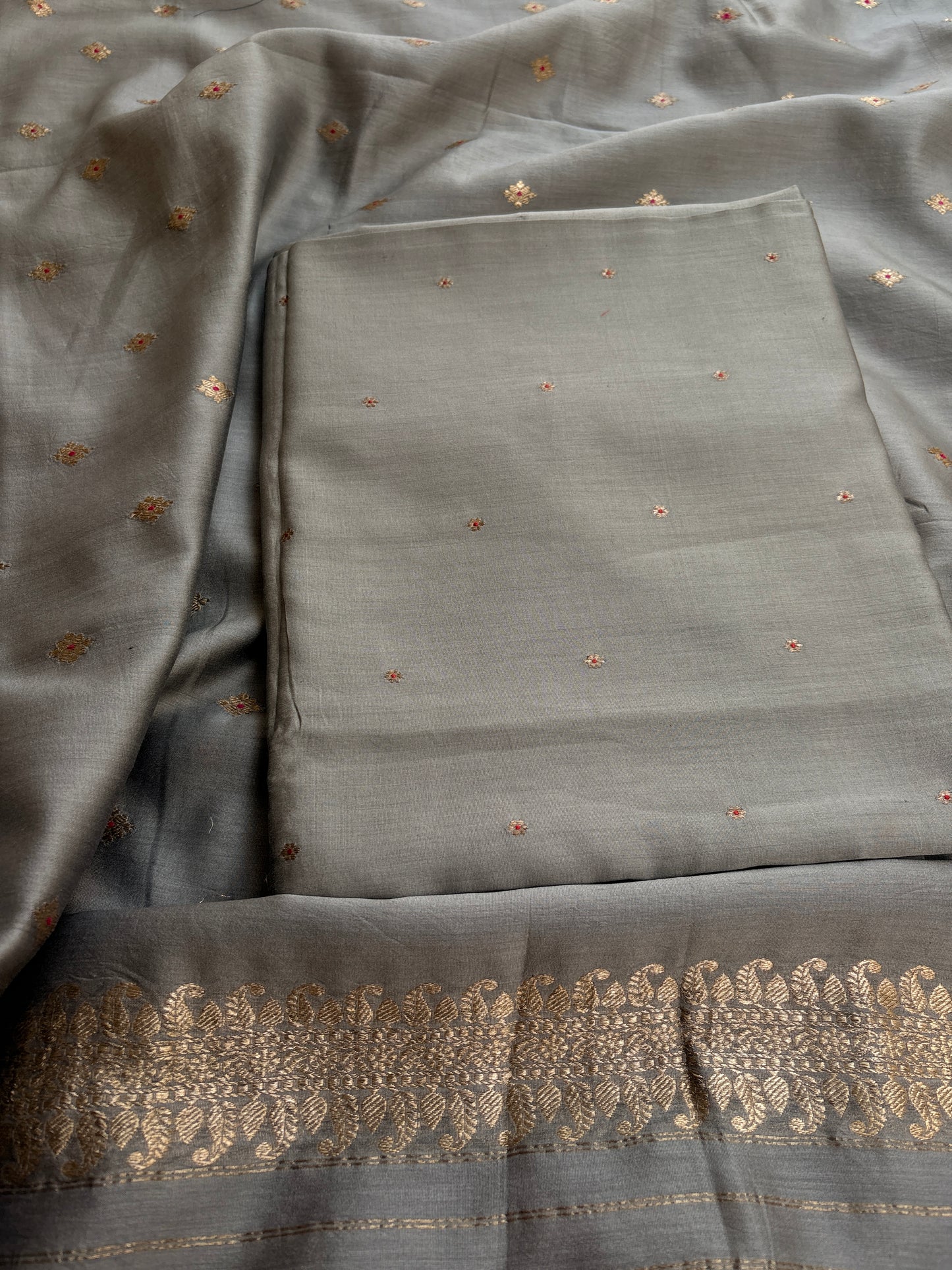 Grey handloom silk kadhwa suit set
