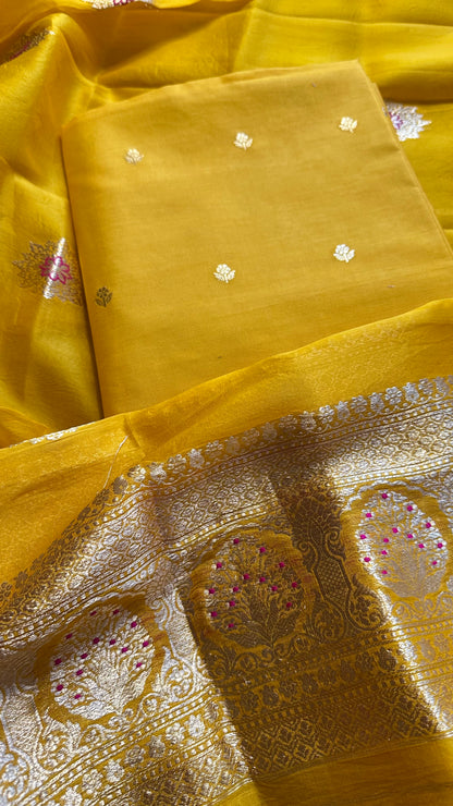 Yellow chiniya silk kurta, kora meendar dupatta, plain silk bottom