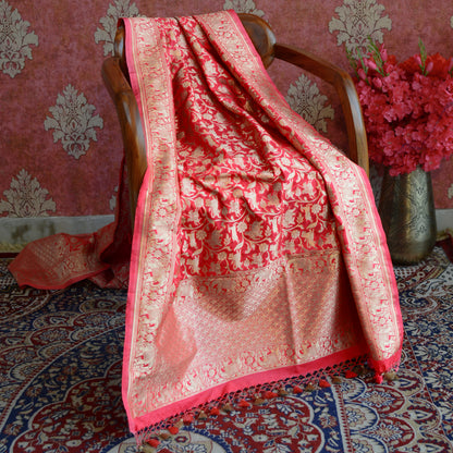 Pink shikargah Banarasi silk dupatta