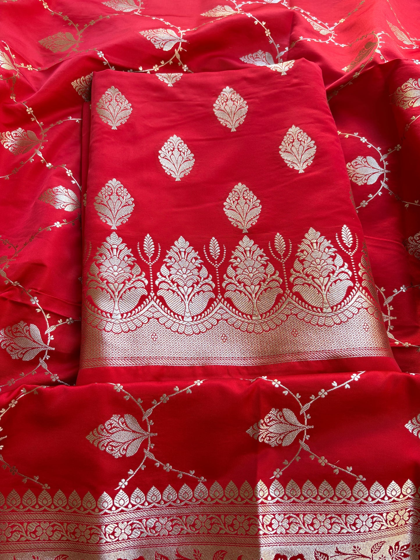 Red mashru silk suit set