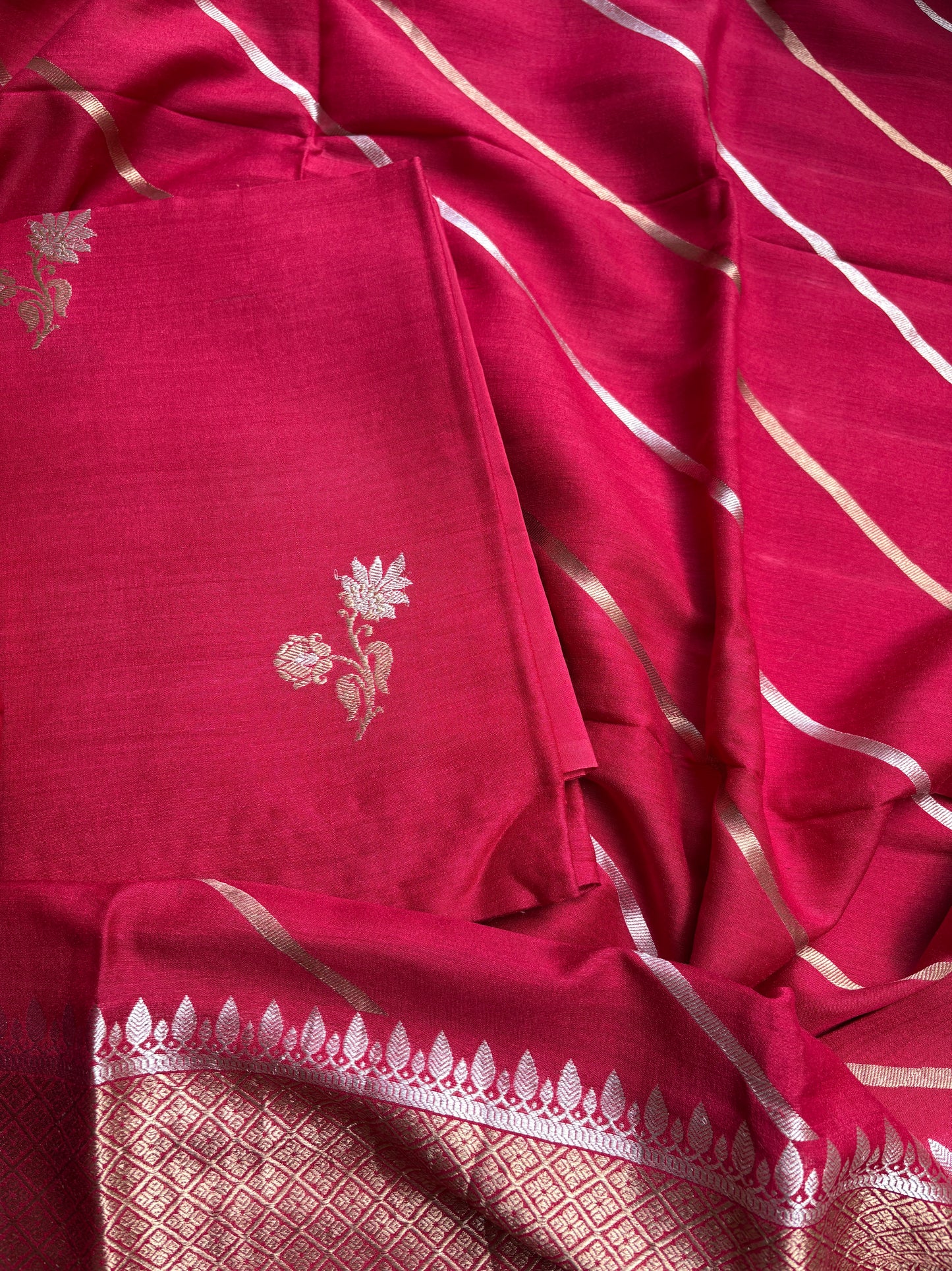 Red moonga silk suit set