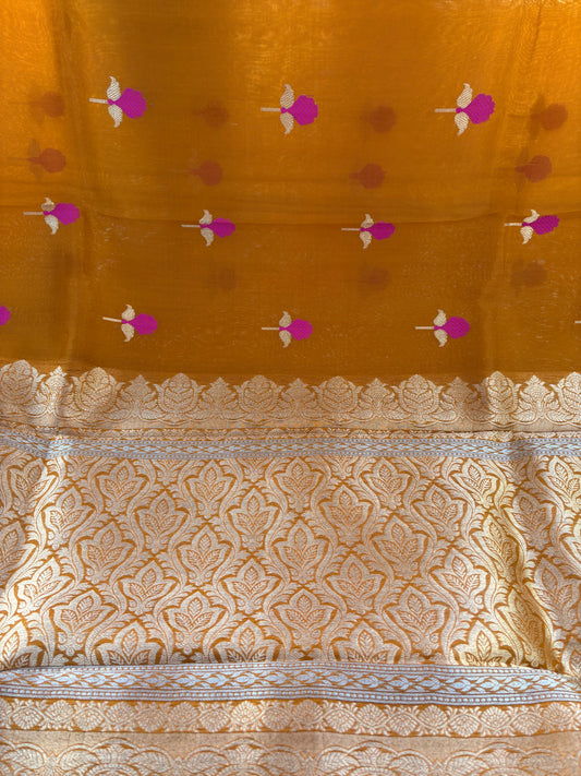 Gold kora pink meenadar saree