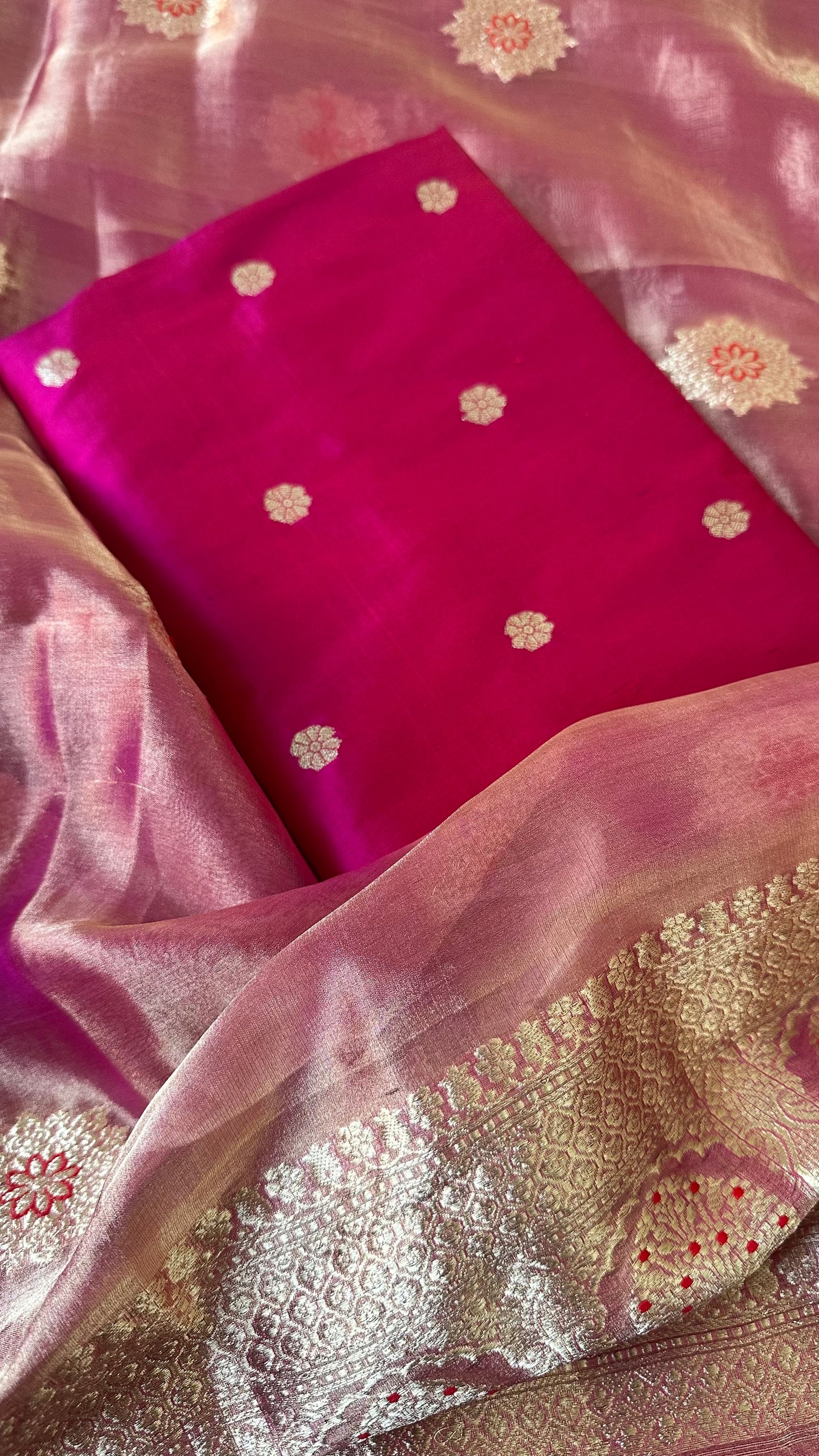 Pink katan silk kurta, tissue meendar dupatta, plain silk bottom.