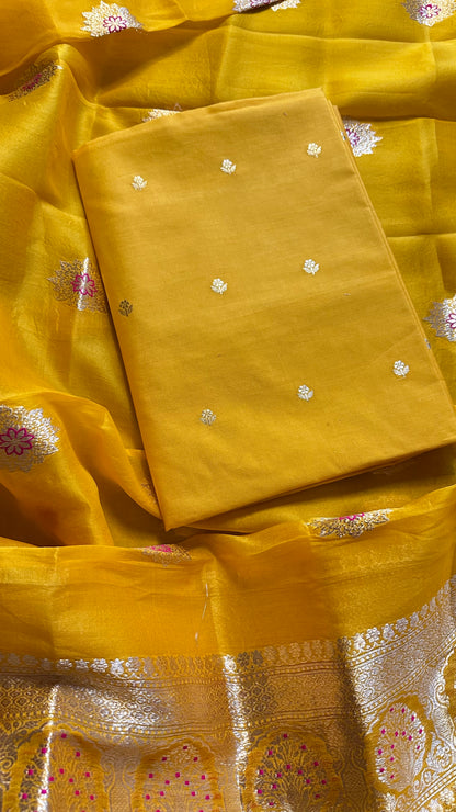 Yellow chiniya silk kurta, kora meendar dupatta, plain silk bottom