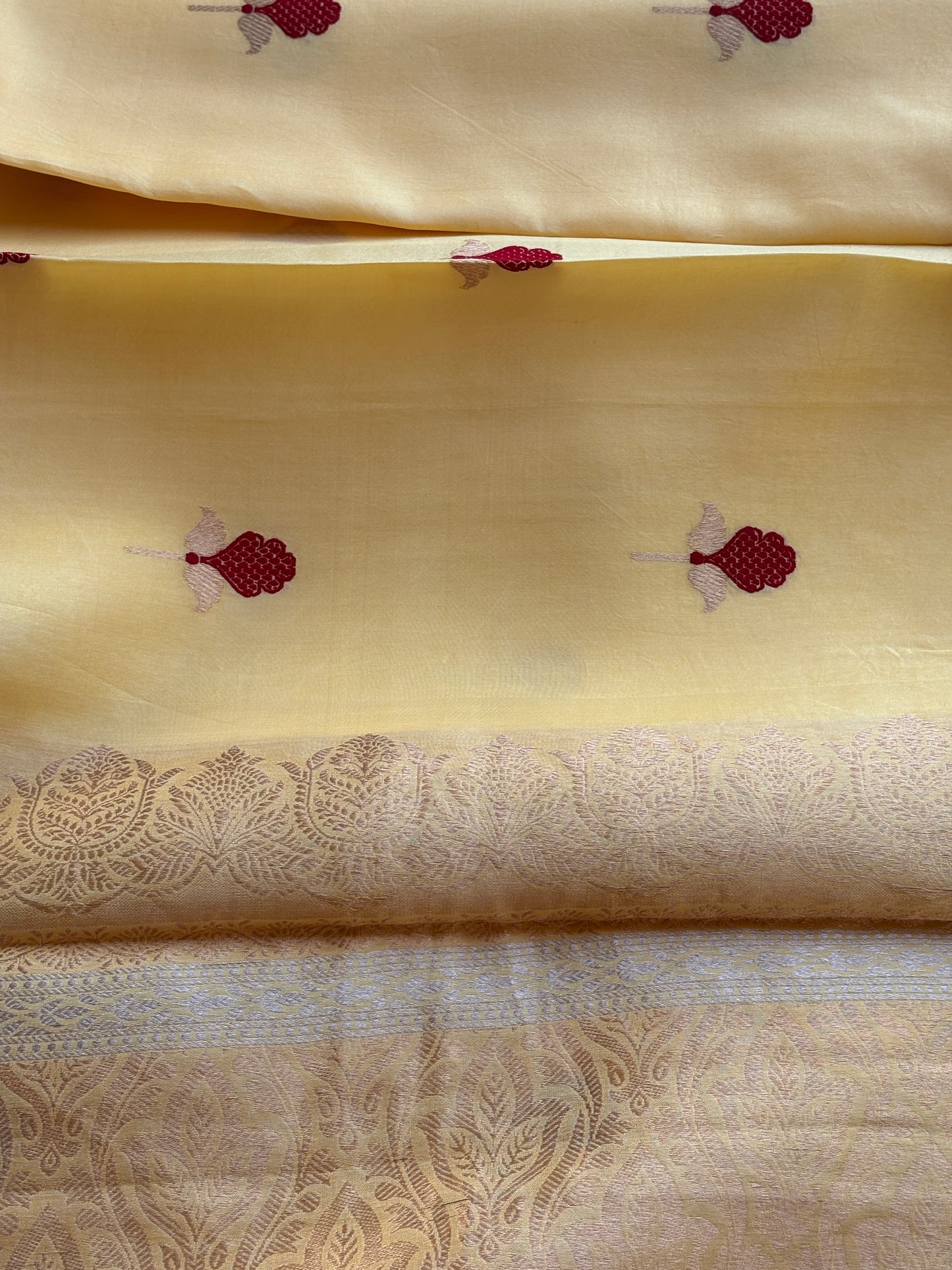 Yellow red meenadar kora silk saree