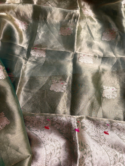 Green pure silk kadhwa kurta, tissue dupatta