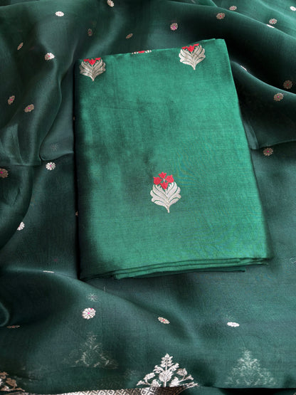 Bottle green chiniya silk kurta, kora silk dupatta, plain bottom.
