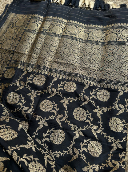 Black katan by katan kadhwa Jaal dupatta