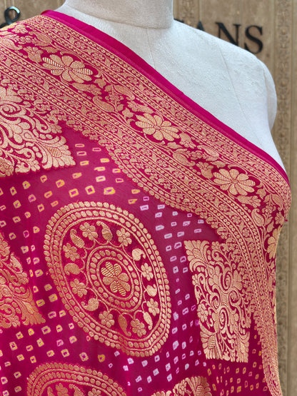 Pink bandhani dupatta