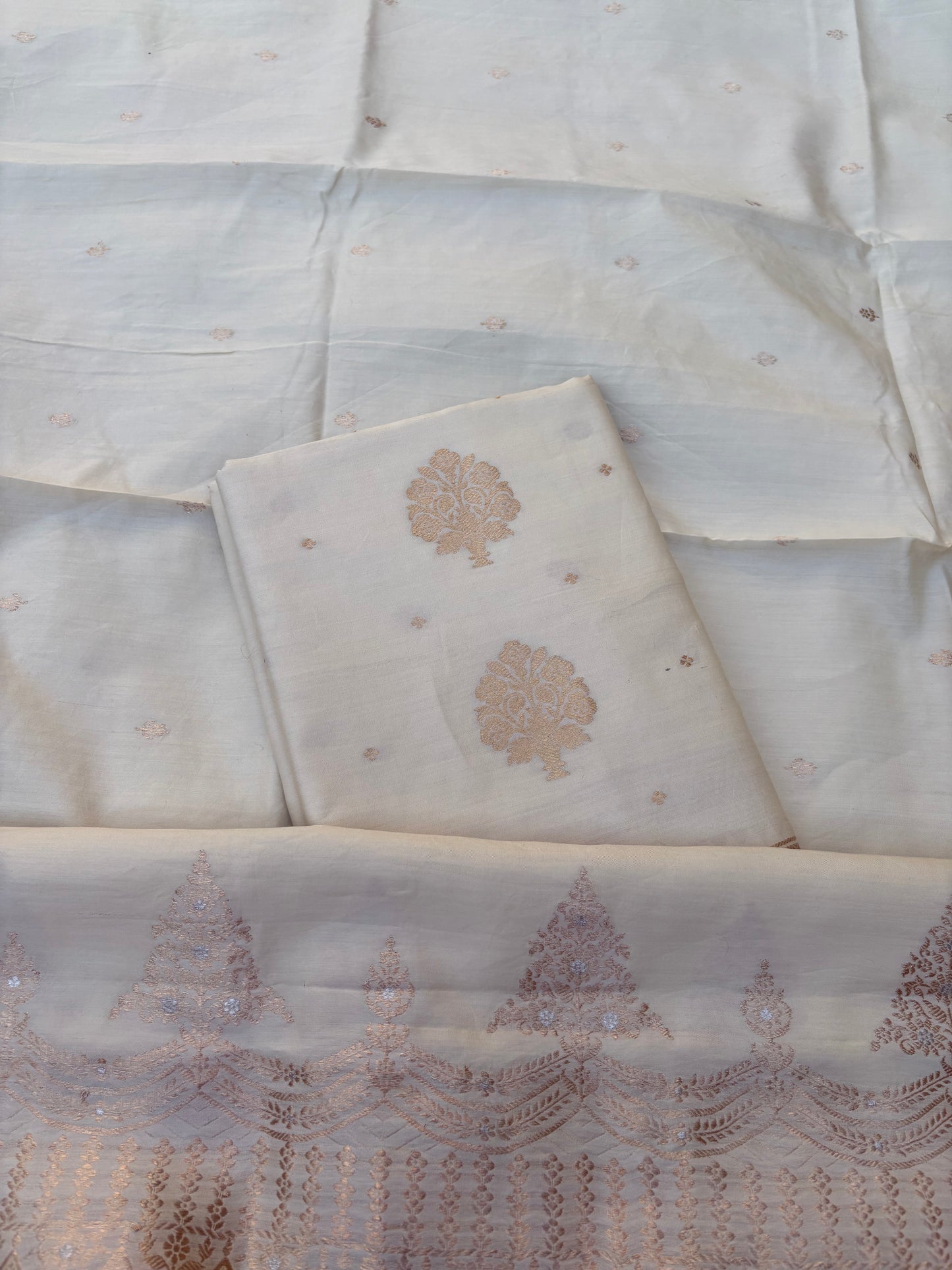 Cream Chiniya silk 3 piece suit set