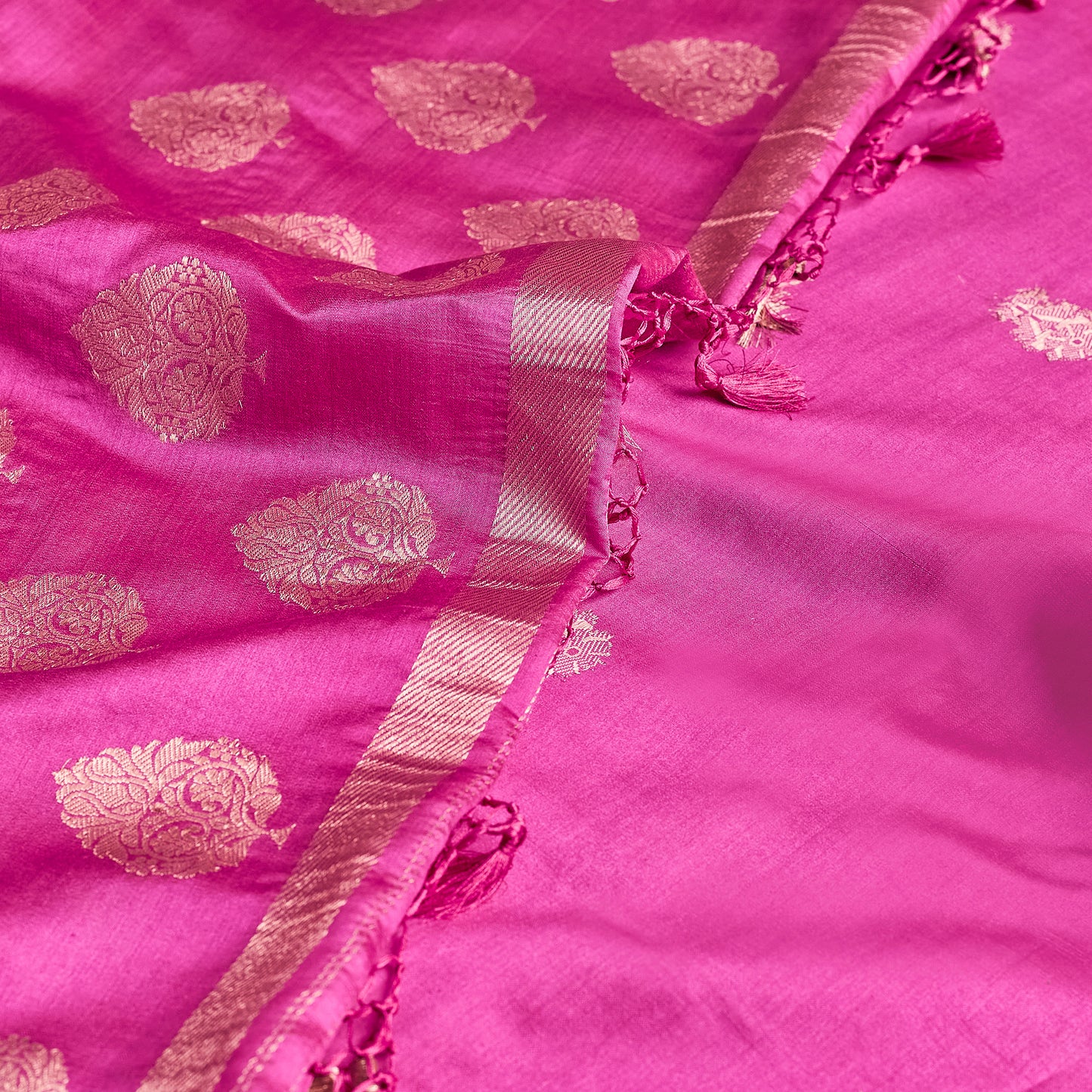 Pink Pure Chiniya Katan Silk Kurta, Pure chiniya katan silk dupatta, plain crepe bottom