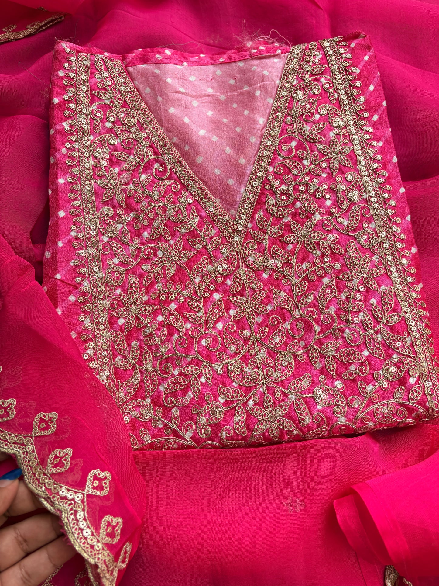 Pink hand embroidered bandhani suit set