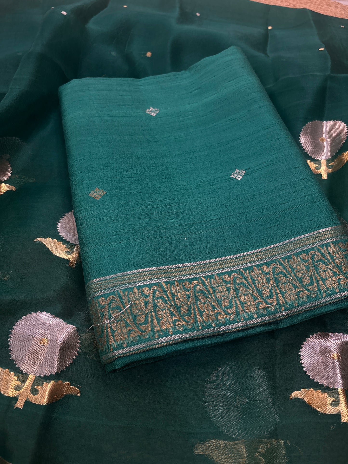 Green raw silk suit with kora silk suit set