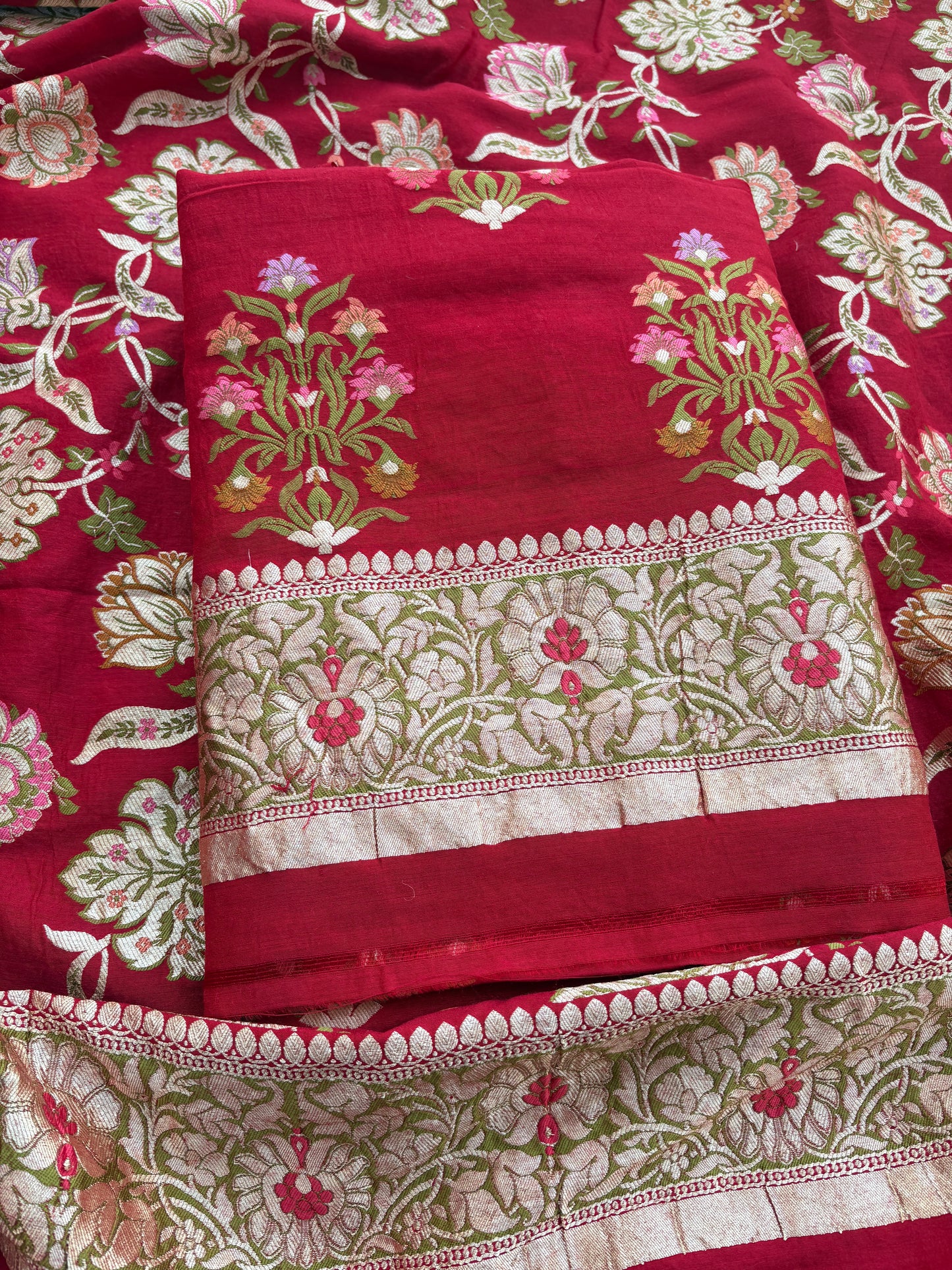 Red moonga silk meenadar exclusive suit set