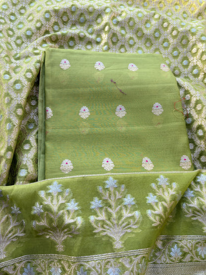 Green handloom silk with cutwork kora jaal dupatta