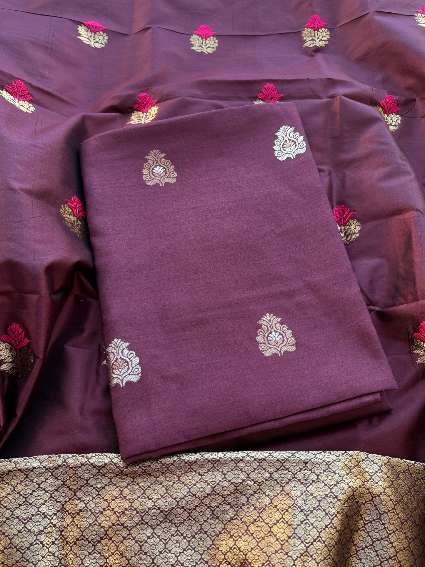 Wine Chiniya silk kurta set with katan silk dupatta