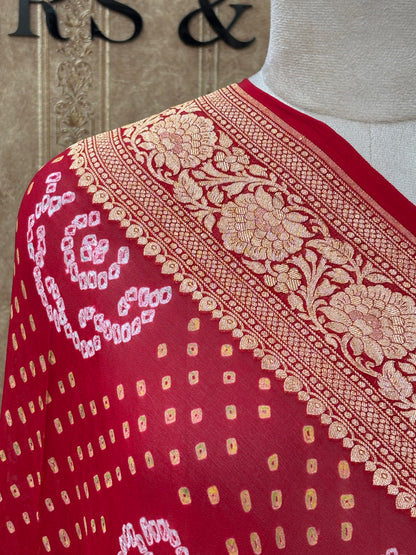 Red bandhani kadhwa border dupatta