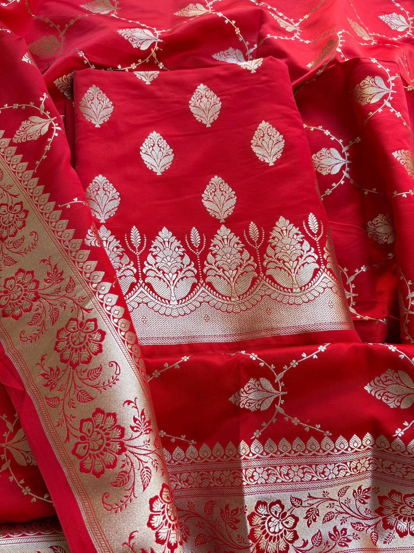 Red mashru silk suit set
