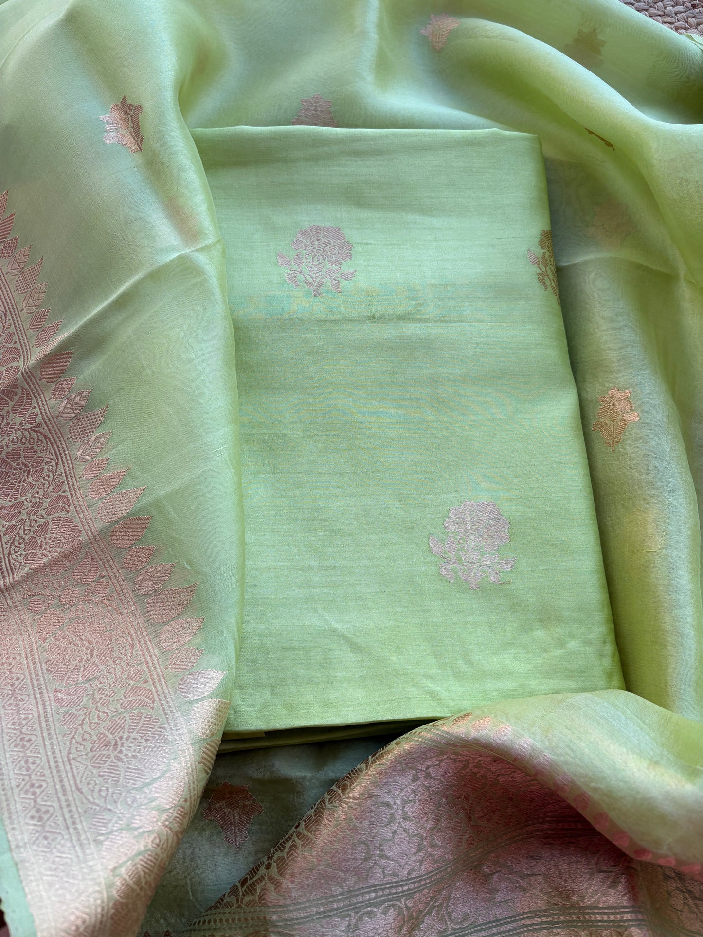 Green Chiniya  kora suit set