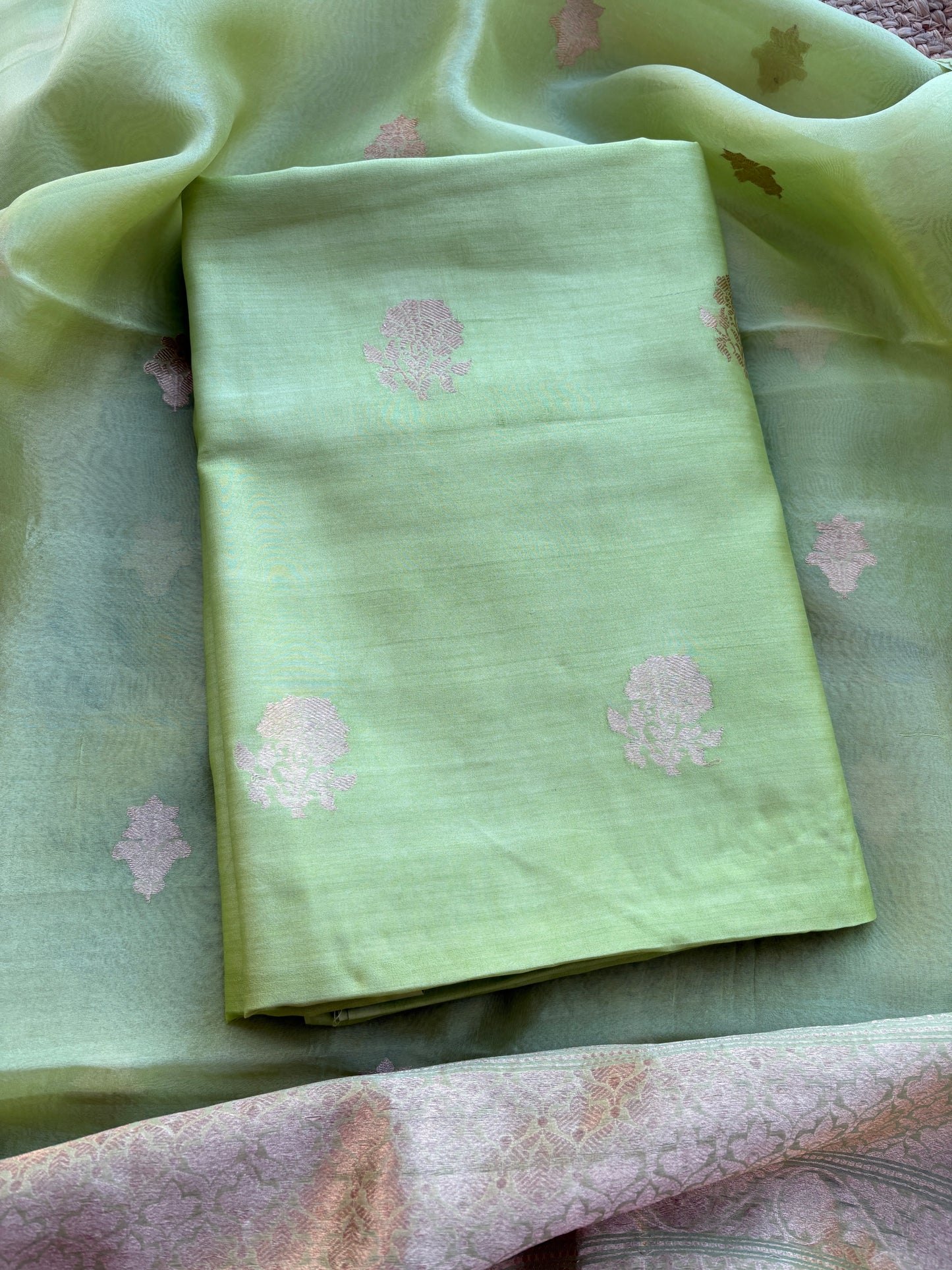 Green Chiniya  kora suit set
