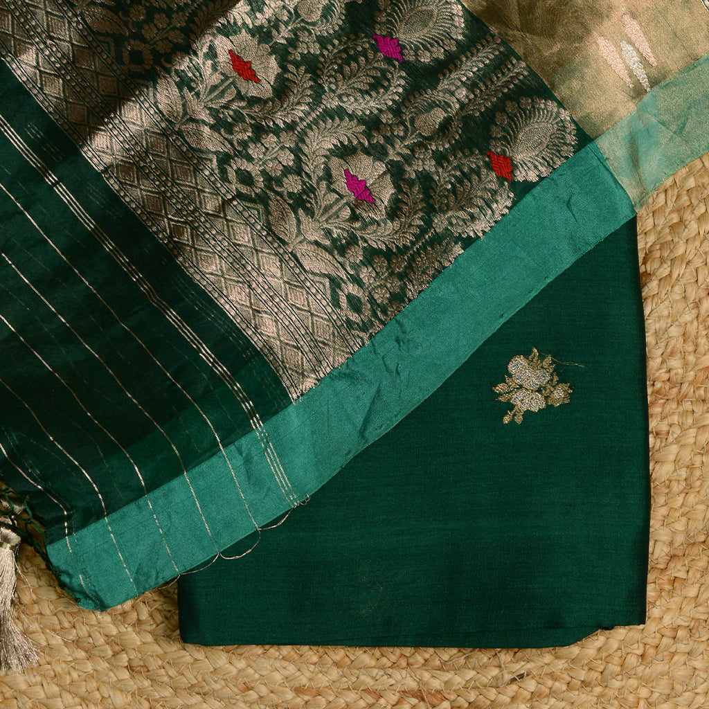 Green kadhwa Chiniya kora suit set
