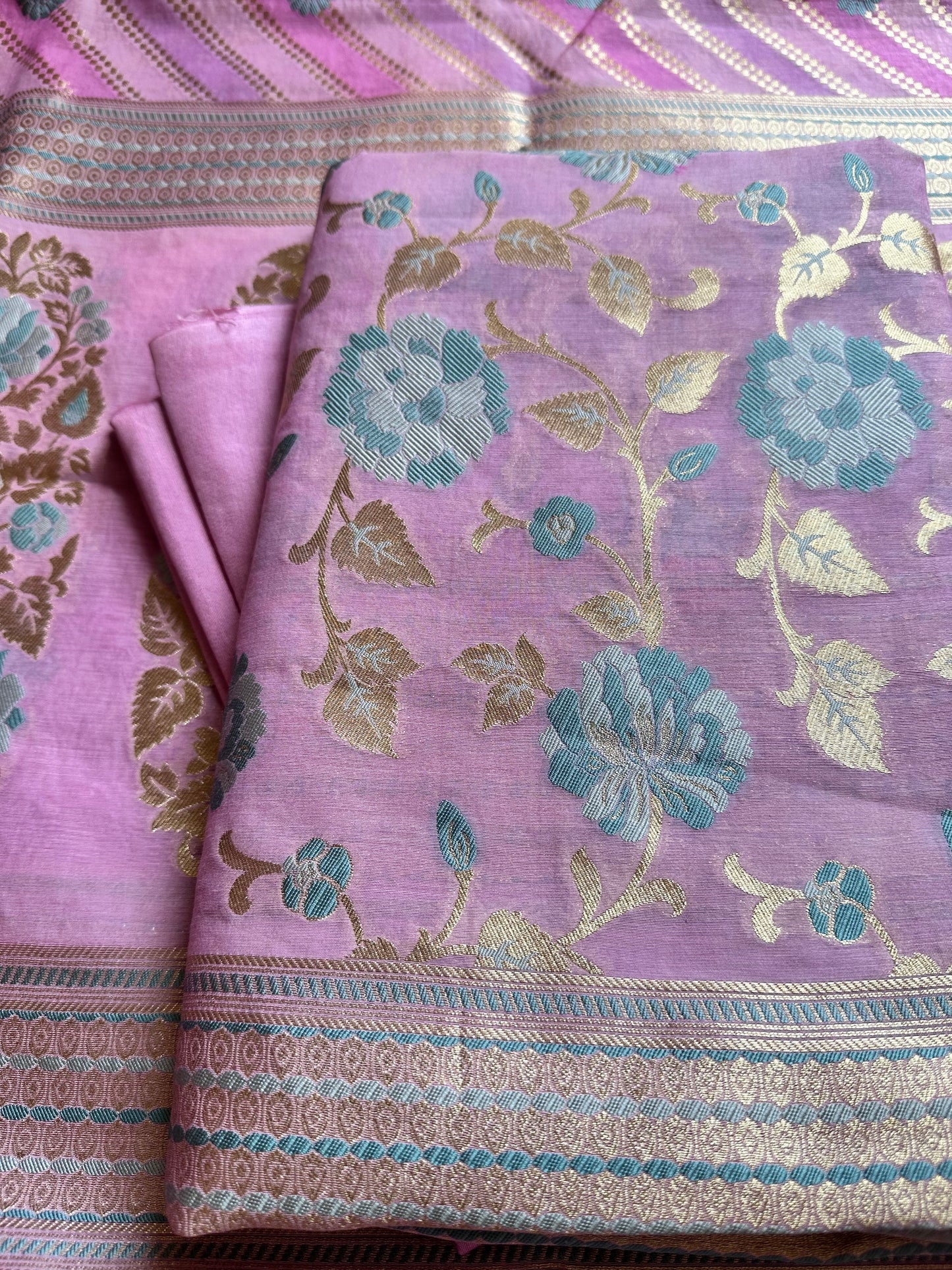 Mauve exclusive Resham zari weaving chanderi suit.