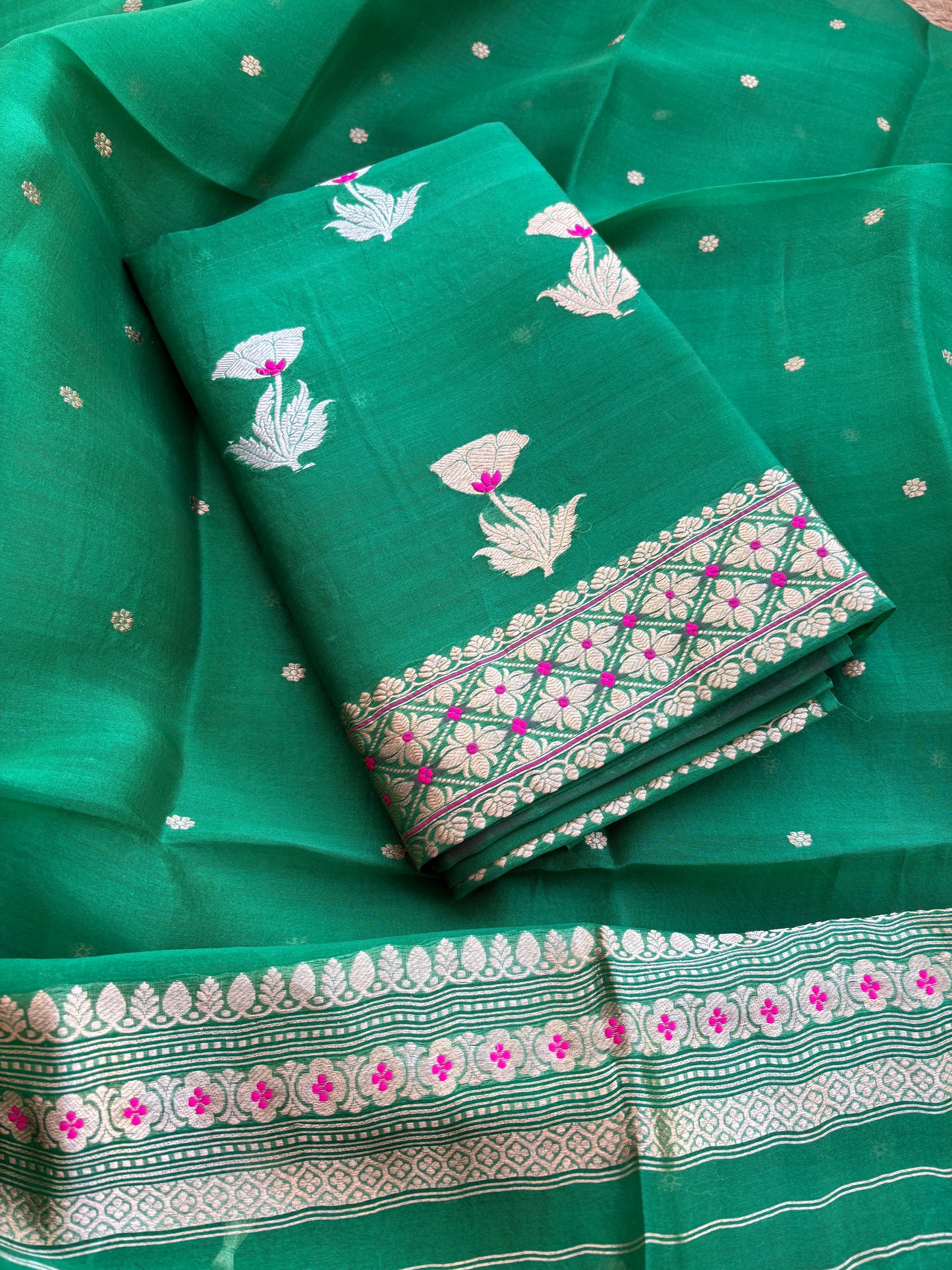Green kora kadhwa rose design suit set