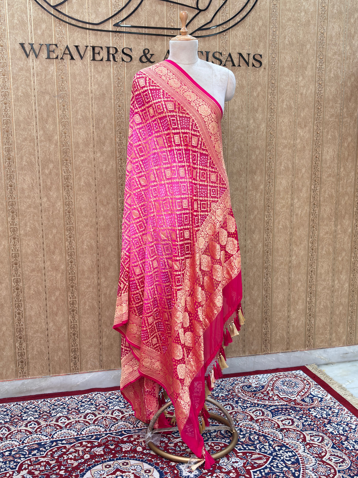 Pink shaded georgette dupatta