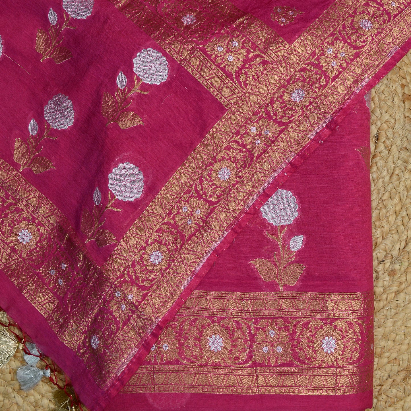Magenta Sona Rupa Chanderi suit set.