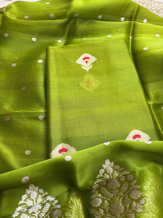 Green kora kadhwa piece suit set