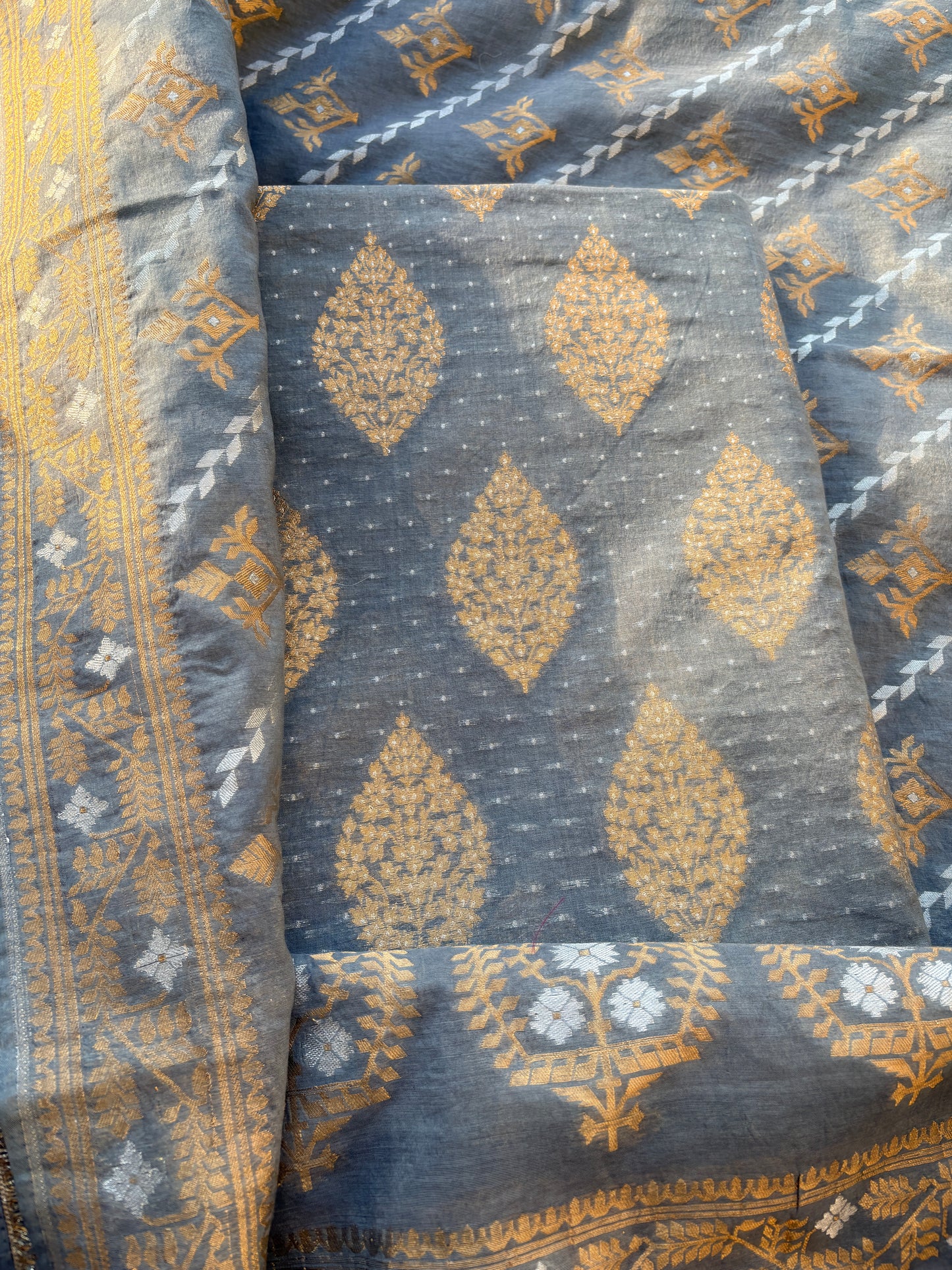 Grey Chanderi Jamdani weaving suit set