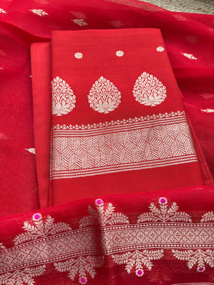 Red Chiniya Kora meenadar suit set