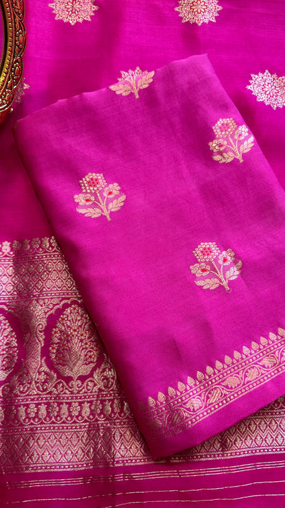 Pink meendar chiniya kurta, meendar dupatta, plain crepe bottom.