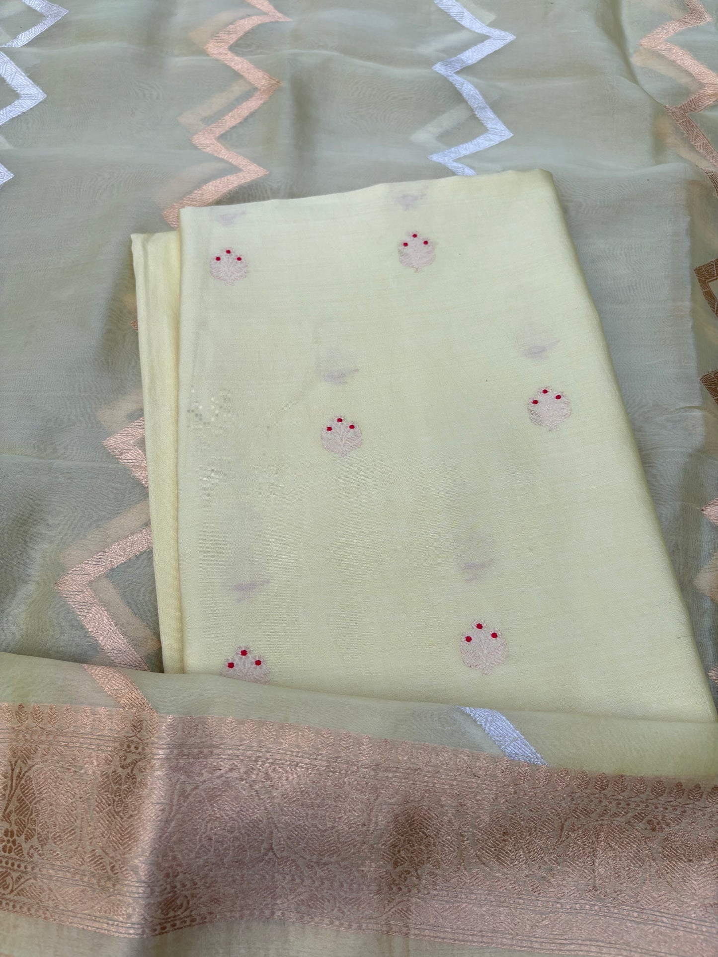 Lime Chiniya silk kurta, kora silk dupatta, plain bottom