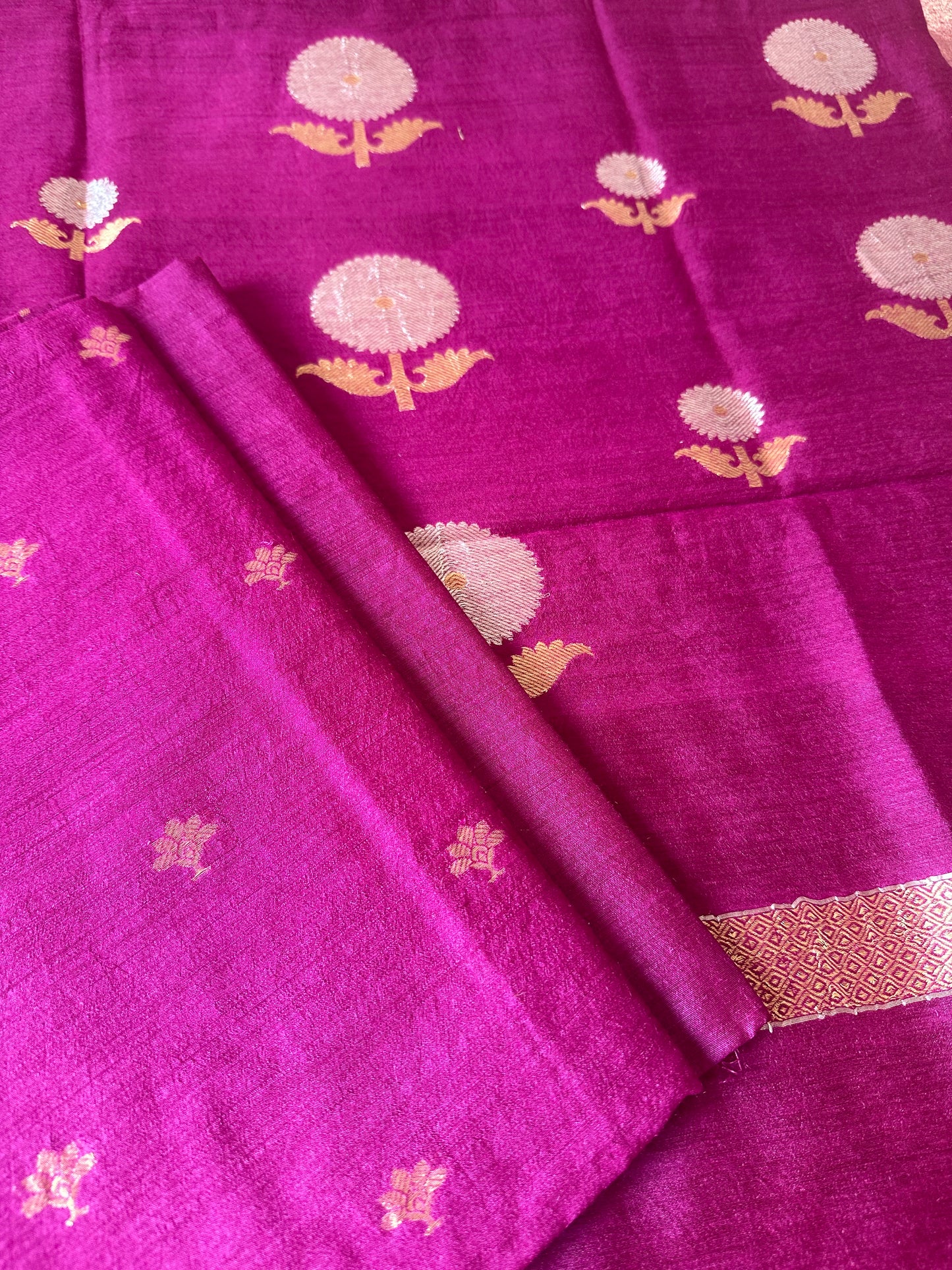 Magenta pure moonga silk suit set