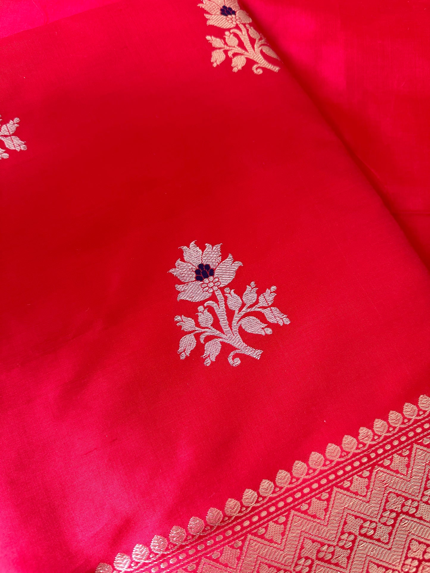 Red meenadar pure katan silk suit