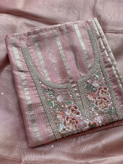 Pink pure tissue suit with embroidered suit set