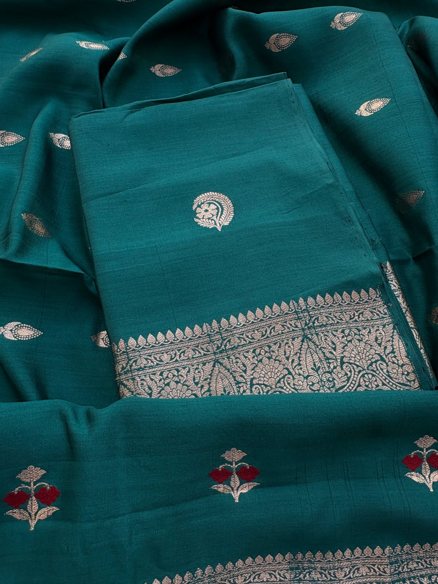 Green Chiniya silk suit set